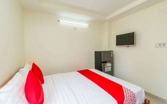 Quoc Vinh Hotel & Apartment