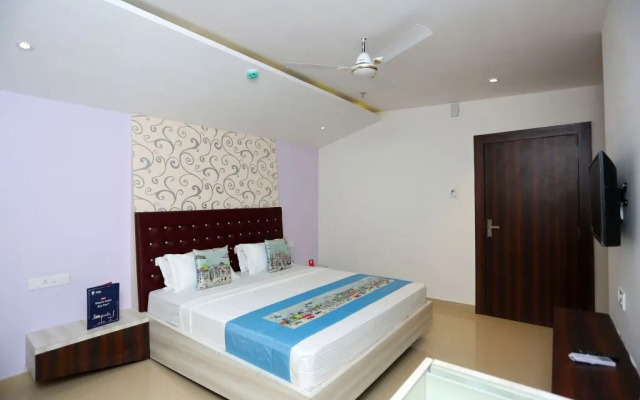 FabHotel Pentagon by OYO