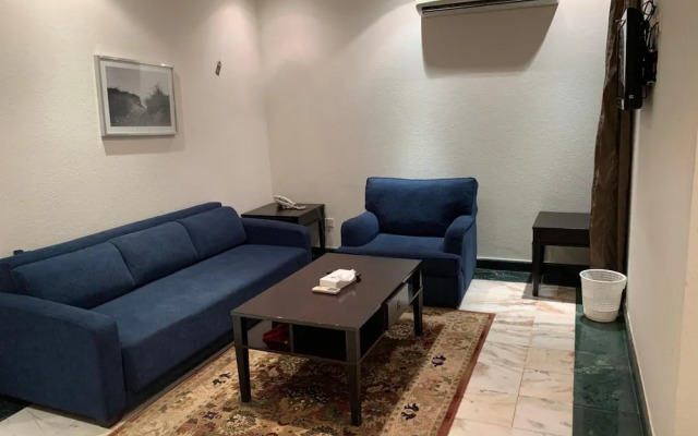 Delmon Hotel Suites