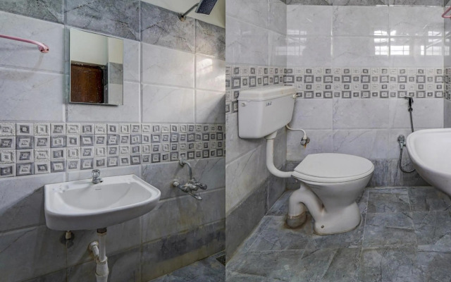 OYO Flagship 80521 Senthamizh Residency