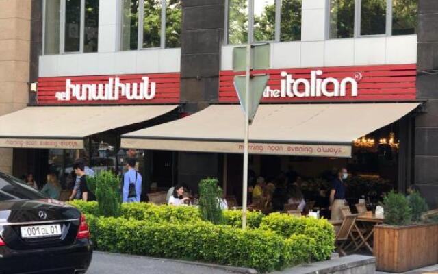 Sakharov Residence, Small center