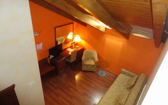 Hotel Vazzana
