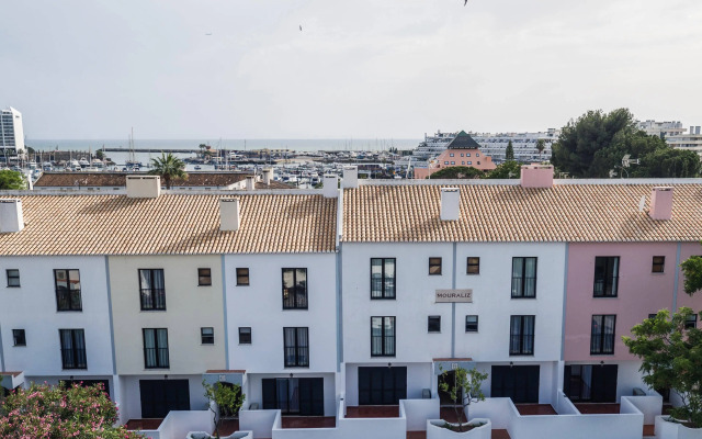 Mouraliz Apartmentos