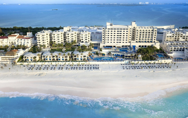 Occidental Tucancun All Inclusive