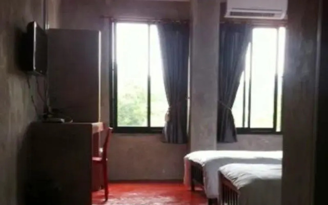 Fabb Hotel Chao Lao Beach