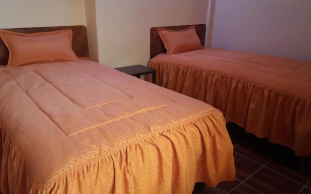 Mitayos Land Backpackers Hostel
