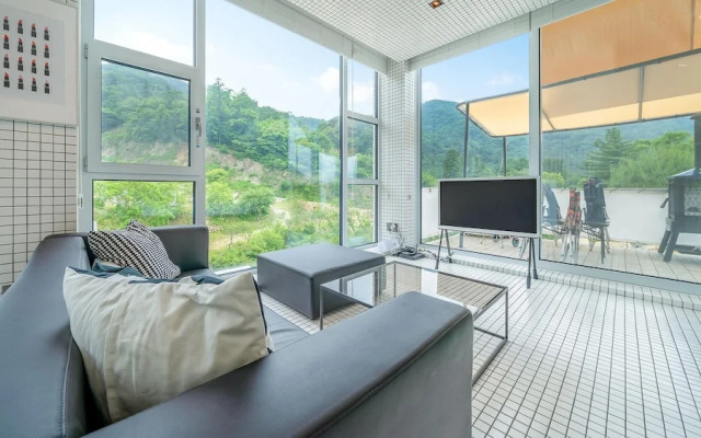 Yangpyeong Villa Blanche Dokchepension