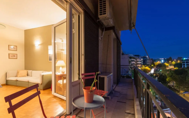 Romantic apartment near Acropolis
