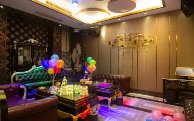 Crystal Hotel