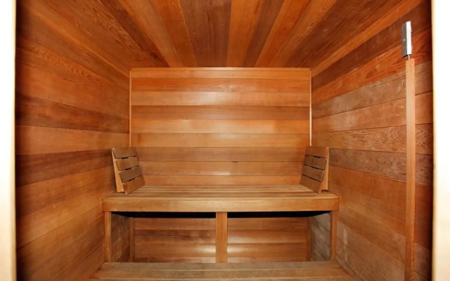 Emerald Towers by Southern Vacation Rentals