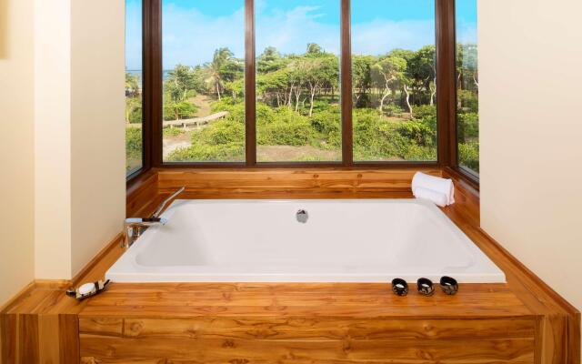 Indura Beach & Golf Resort, Curio Collection by Hilton