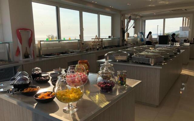 Golden Coast Resort