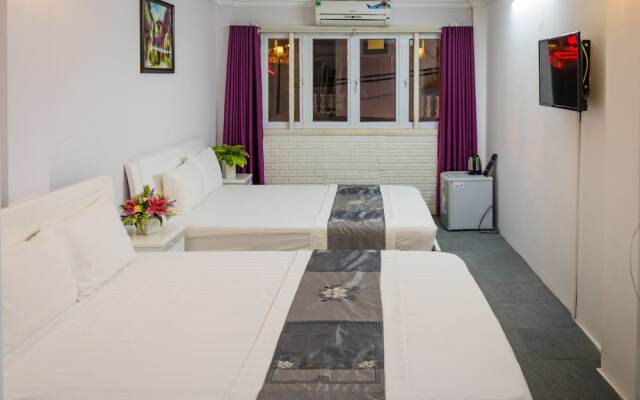Hong Gia Tue Hotel