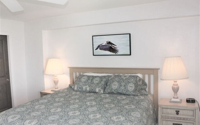 Jamaica Royale - 503 - 2 Br Condo