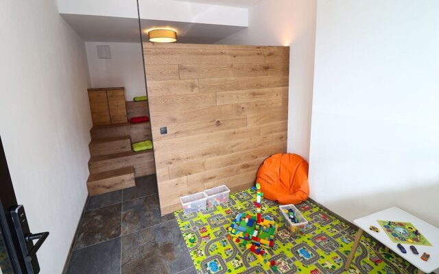 Modern apartment in the citycenter of Mariapfarr