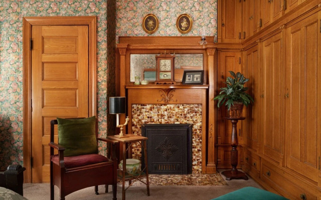 The Dempsey Manor Bed & Breakfast Inn