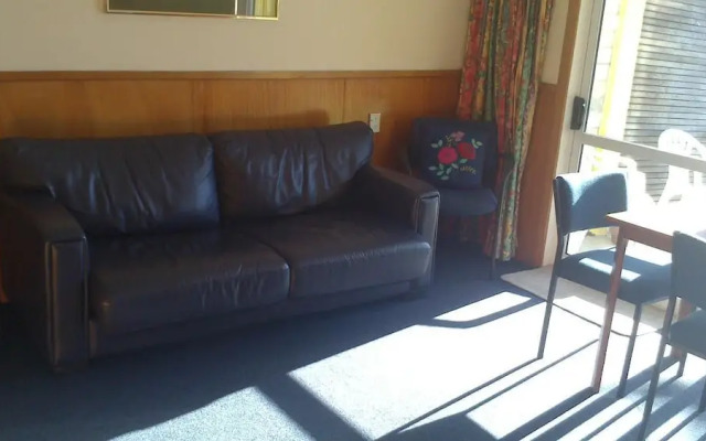 Otaki Motel
