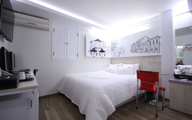 Roo Motel