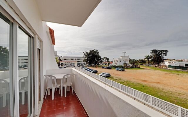 Albufeira Central 1 by Homing