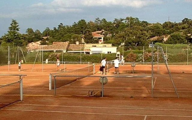 Olmuccio Hotel & Residence