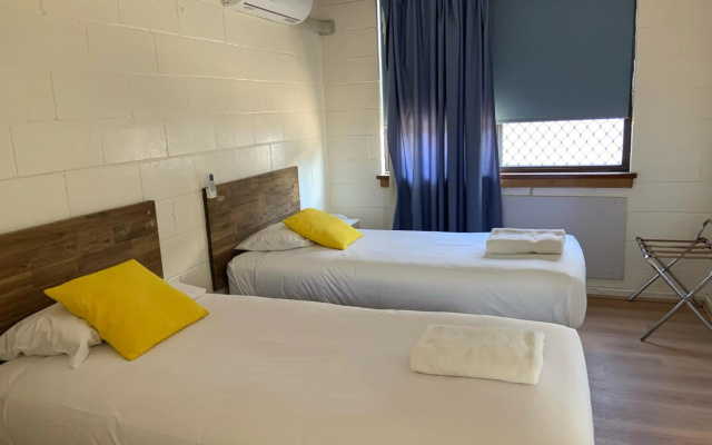 Plainsman Motel – Guest Rooms – Forbes