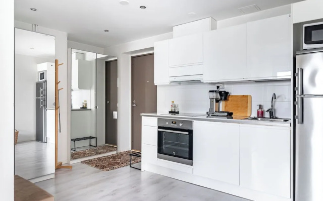 Modern 1BR Home with Sauna & Balcony