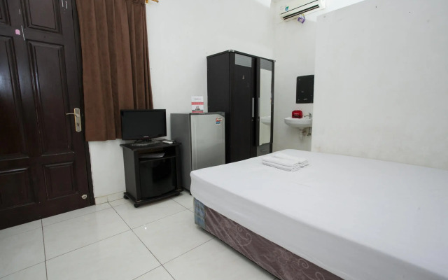 Reddoorz near Kejaksaan Negeri Surabaya