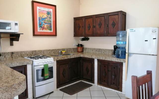 Cozy Obelisk Apartment