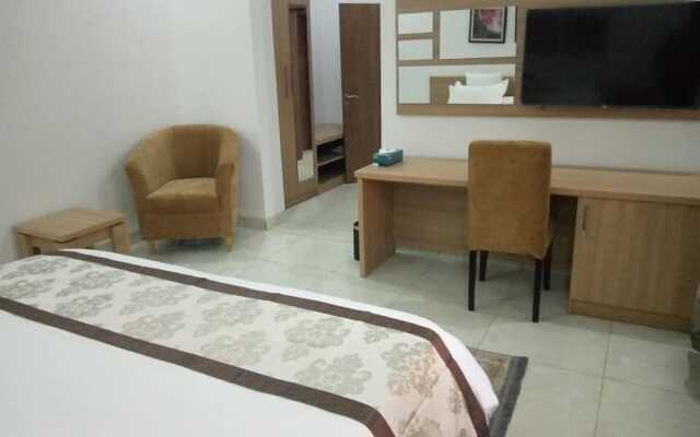 Meridian Lodge Hotel and Resort