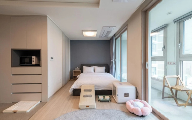 The November Stay In Landmark