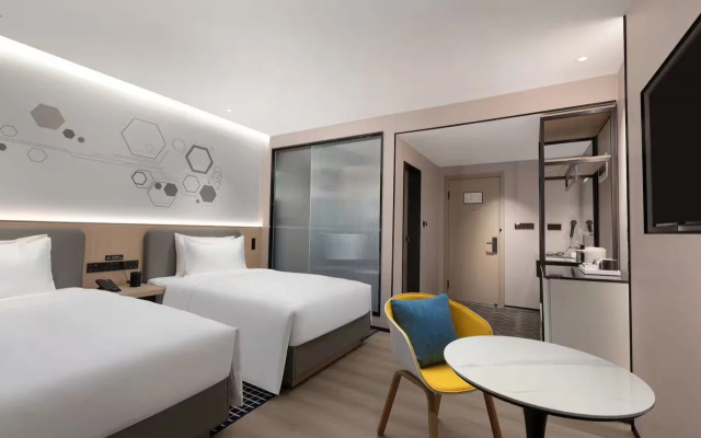 Microtel By Wyndham Xian Beilin