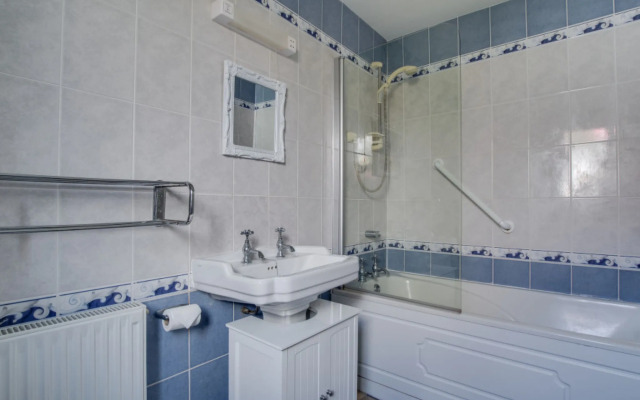 Holiday Home Eglos View