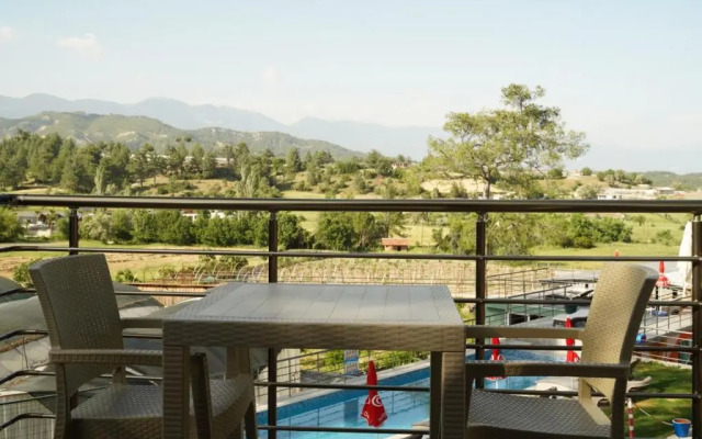 Kandybos Eco Farm Village