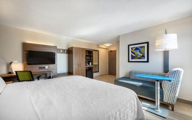 Holiday Inn Express Toronto - Downtown by IHG