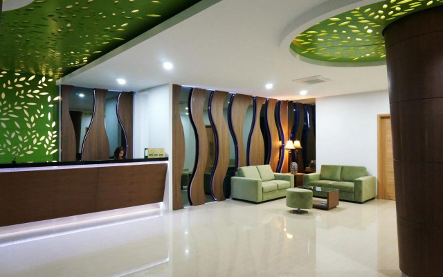 Airy Boulevard Ahmad Yani 17 Manado