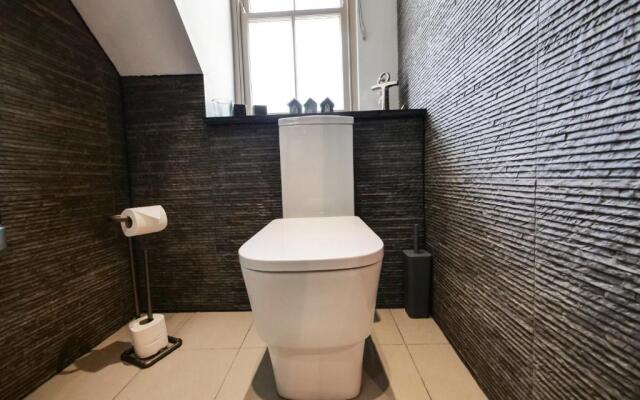 Padstow Escapes - Pajar Luxury Penthouse Apartment