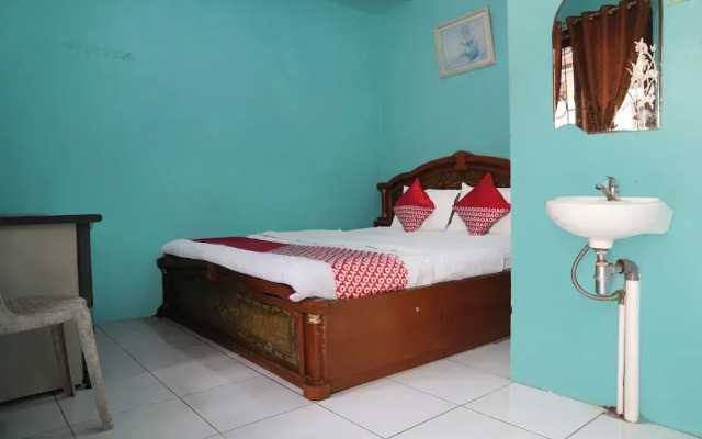 Hotel O Penginapan Raja