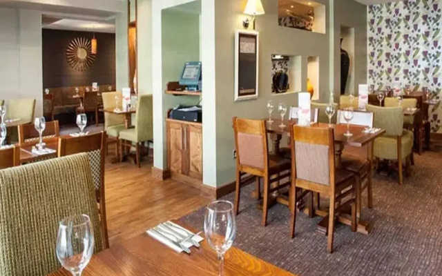 Premier Inn Croydon Town Centre