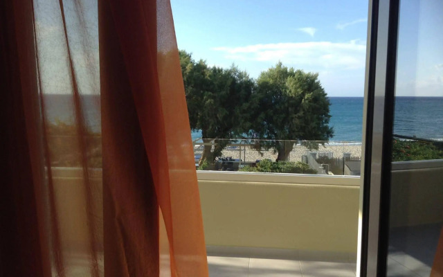 Effi Apartments