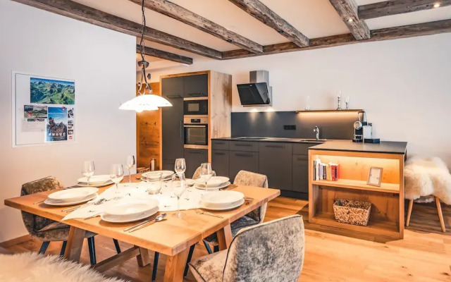 Lux Alp Chalet