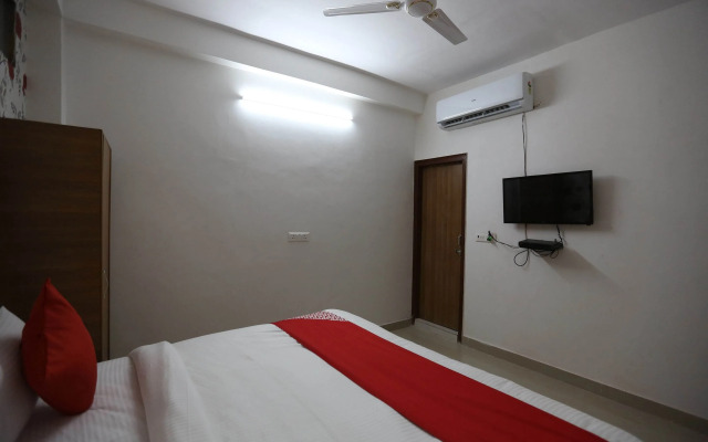 OYO 44400 Retreat Inn