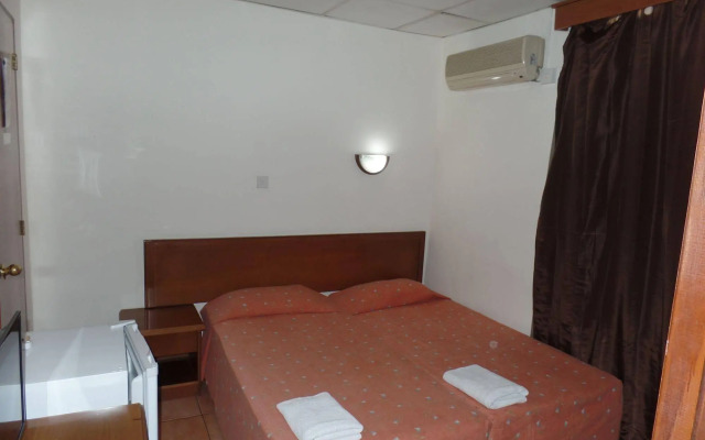 Metropole Hotel