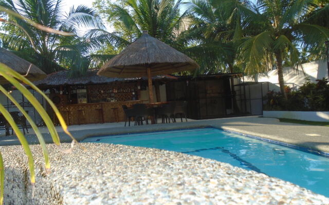 Parrot Resort Moalboal