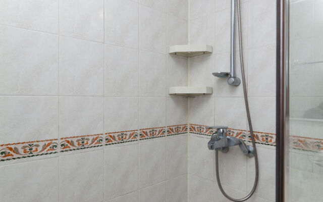 LUCERE - Binny's Guesthouse (Type A)