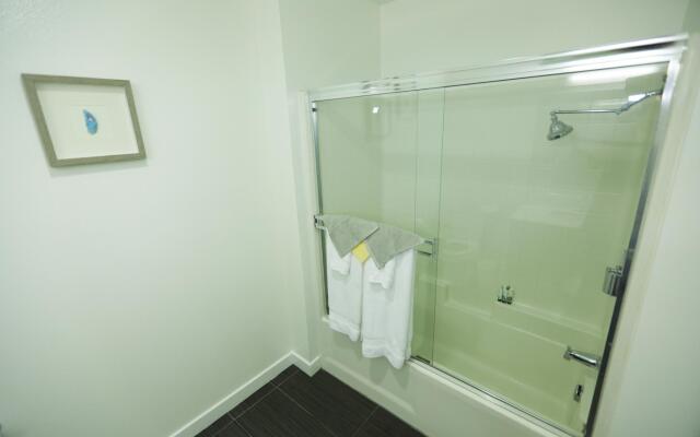 Downtown Cosmopolitan Residences