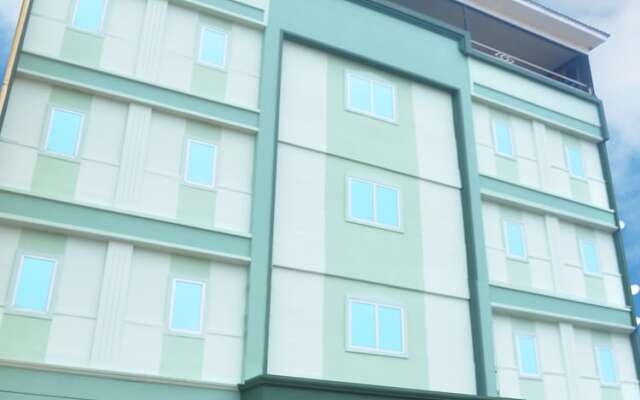 Hins Hotel
