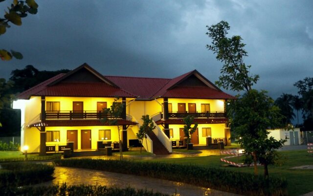 Lotus Seaview Beach Resort