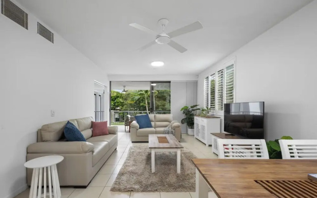 Pool View 3-Bed Oasis in Drift Resort