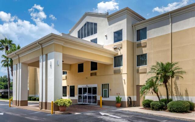 Comfort Inn & Suites DeLand - near University