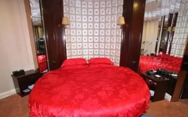Runzeng Hotel